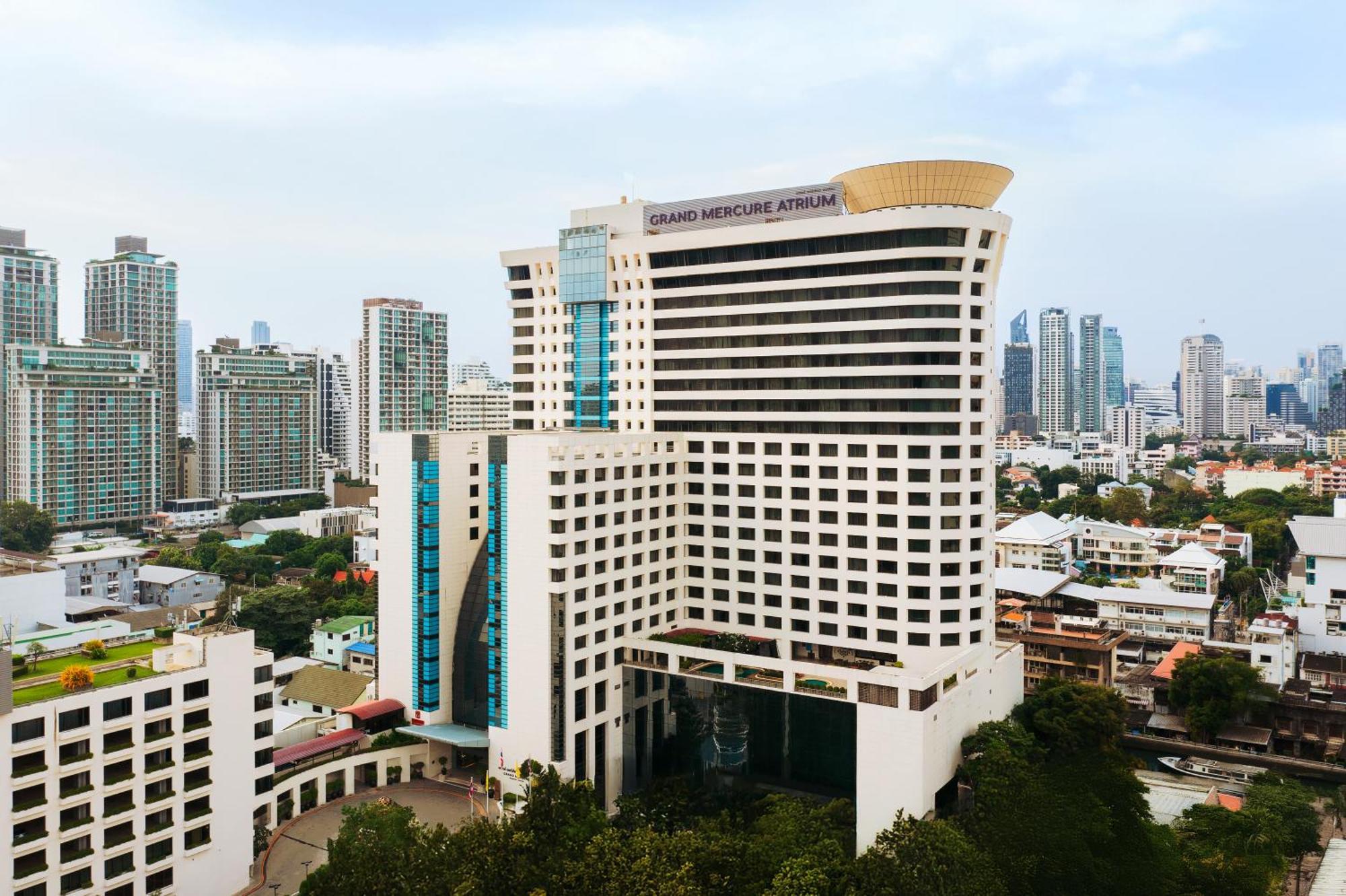 Grand Mercure Bangkok Atrium Εξωτερικό φωτογραφία CRMC Medical Center